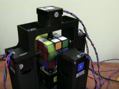 Watch this robot solve a Rubik's Cube in about a second