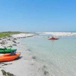 Caladesi-point-w-kayaks