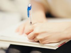left-handers day