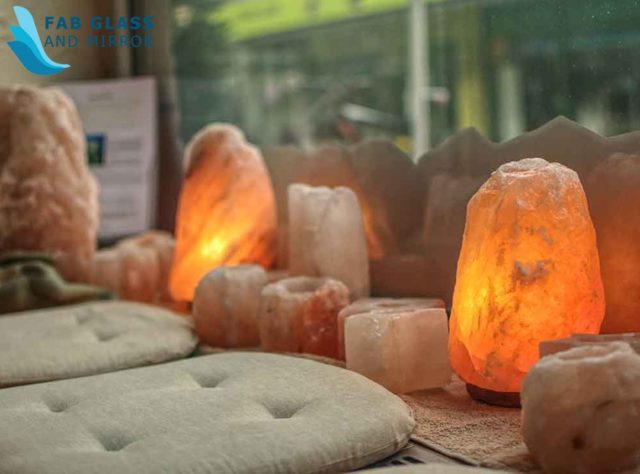 Himalayan Salt Lamp 1 salt lamp