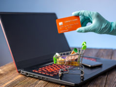 https://www.freepik.com/premium-photo/hand-sterile-glove-holds-shopping-cart-with-credit-card-internet-purchasing-during-coronavirus-pandemic_7915944.htm#page=1&query=covid%20credit%20card&position=43
