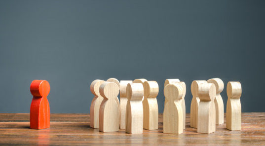 https://www.freepik.com/premium-photo/red-figurine-man-stands-aside-from-crowd-people-asociality-sociopathy_4962410.htm#page=1&query=leadership&position=38