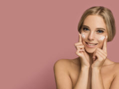 https://www.freepik.com/free-photo/skin-care-concept-with-beautiful-woman_4252834.htm#page=1&query=skin%20care&position=17