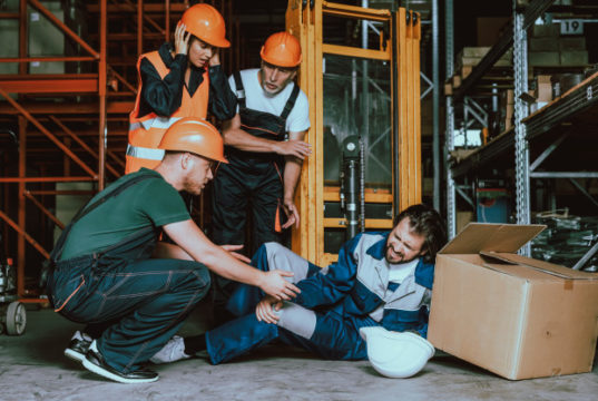https://www.freepik.com/premium-photo/young-warehouse-worker-injured-leg-workplace_4725257.htm#page=1&query=work%20injuries&position=34