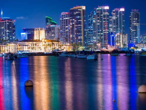 https://www.freepik.com/free-photo/colorful-san-diego-night_1179810.htm#page=1&query=san%20diego&position=20