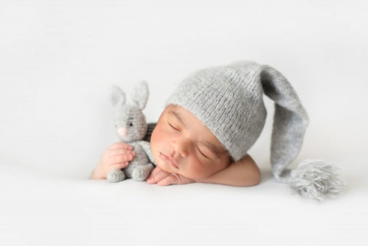 https://www.freepik.com/free-photo/cute-infant-sleeping-with-grey-crocheted-hat-with-toy-rabbit_7916356.htm#page=1&query=sleeping%20child&position=36