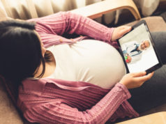https://www.freepik.com/premium-photo/doctor-telemedicine-service-online-video-with-pregnant-woman-prenatal-care_8498270.htm#page=1&query=telehealth&position=24