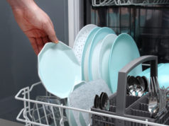 https://www.freepik.com/premium-photo/man-empty-out-dishwasher-kitchen-close-up-male-hands-loading-dishes-dishwasher_6719351.htm#page=2&query=dishwasher&position=11