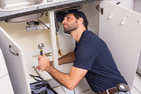 https://www.freepik.com/premium-photo/plumber-fixing-sink_1639739.htm#page=2&query=home+plumbing&position=37
