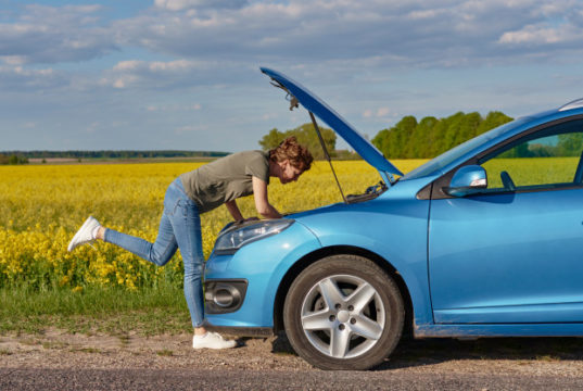 https://www.freepik.com/premium-photo/woman-repairs-broken-car-with-open-hood-road-summer-day_9639595.htm#page=2&query=woman+car+repair&position=18