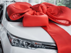 https://www.freepik.com/premium-photo/beautiful-new-white-car-awaits-its-buyer-cabin_9277117.htm#page=1&query=new%20car%20wrapped&position=34