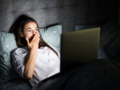 https://www.freepik.com/free-photo/young-woman-bed-with-laptop-night_8473395.htm#query=insomnia&position=48