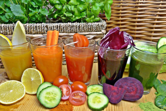 https://pixabay.com/photos/detox-detoxify-diet-vitamins-1995433/