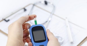 https://www.freepik.com/free-photo/hand-holding-blood-glucose-meter-measuring-blood-sugar-background-is-stethoscope-chart-file_1193248.htm#page=1&query=diabetes&position=15