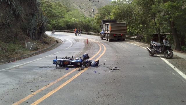 moto-accident-via-wallpaper-preview https://www.peakpx.com/559223/blue-standard-motorcycle