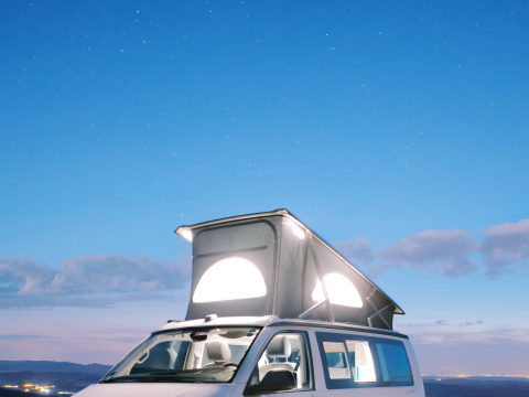 https://unsplash.com/photos/VsR-c-wuBUs