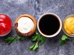 https://www.freepik.com/premium-photo/set-different-sauces-spices_4248435.htm#page=1&query=sauces&position=36