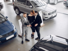 https://www.freepik.com/free-photo/stylish-elegant-couple-car-salon_5003334.htm#page=2&query=car+buying&position=34