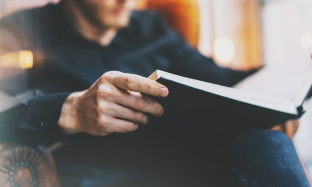 Why It’s Beneficial To Read Annotated Books