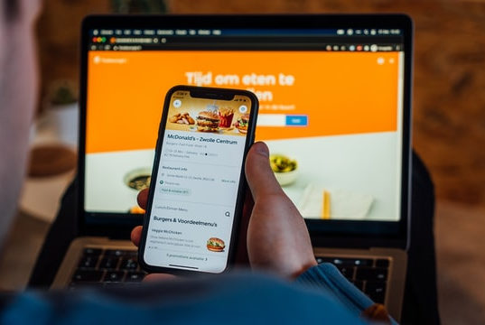 https://unsplash.com/photos/ThpyYkbL0-0