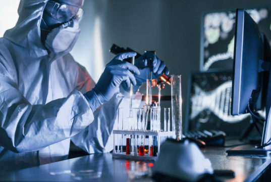 https://www.freepik.com/premium-photo/scientist-white-protective-uniform-works-with-coronavirus-blood-tubes-laboratory_7323296.htm#page=2&query=covid+lab&position=13