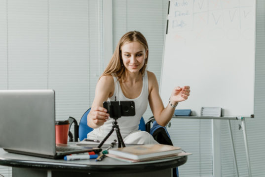 https://www.freepik.com/premium-photo/young-woman-speaking-front-camera-vlog-as-blogger_7123830.htm#page=1&query=side%20hustle&position=0