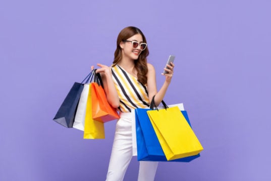 https://www.freepik.com/premium-photo/beautiful-asian-woman-carrying-colorful-bags-shopping-online-with-mobile-phone_6956835.htm#page=1&query=woman%20shopping&position=32