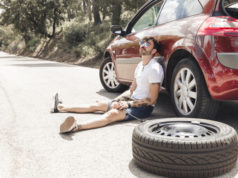 https://www.freepik.com/premium-photo/despair-man-sitting-near-broken-down-car-road_2627528.htm#page=1&query=flat%20tire&position=17