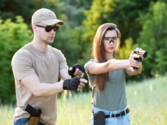 https://www.freepik.com/premium-photo/shooting-instructor-teaches-backslider-how-handle-weapon_10393327.htm
