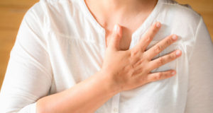 https://www.freepik.com/free-photo/woman-is-clutching-her-chest_5216330.htm#page=1&query=woman+heart&position=45