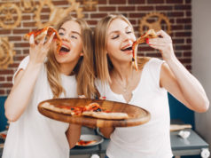 https://www.freepik.com/free-photo/cute-friends-cafe-eatting-pizza_4975086.htm#page=1&query=people%20eating%20pizza&position=15