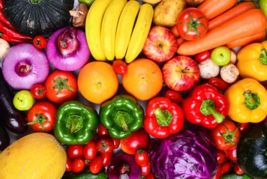 https://www.freepik.com/free-photo/fruits-vegetables_889490.htm#page=1&query=fruits%20vegetables&position=3
