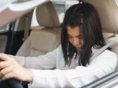 https://www.freepik.com/premium-photo/closeup-portrait-sleepy-tired-close-eyes-young-woman-driving-her-car-after-long-hour-tri_2391896.htm#page=2&query=sleepy+driver&position=34