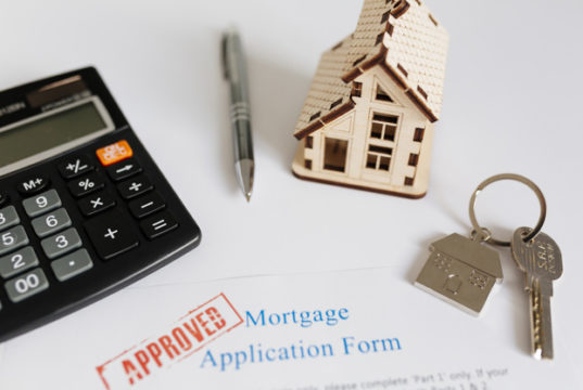 https://www.freepik.com/free-photo/mortgage-contract-house-figurine_1565660.htm#page=1&query=mortgage&position=17
