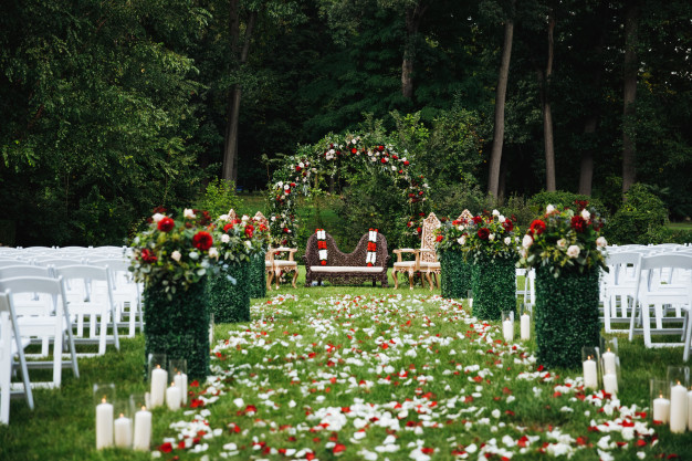 rose-petals-cover-green-garden-ready-traditional-hindu-weddi_8353-8879 https://www.freepik.com/free-photo/rose-petals-cover-green-garden-ready-traditional-hindu-weddi_3983104.htm#page=1&query=garden+wedding&position=16