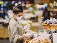 https://www.freepik.com/free-photo/woman-protective-mask-supermarket_8355199.htm#page=1&query=covid%20grocery&position=25