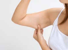 https://www.freepik.com/premium-photo/young-asian-woman-pinching-loose-skin-flab-her-upper-arm-white-wall_10327713.htm#page=1&query=sagging%20skin&position=11