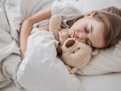 https://www.freepik.com/free-photo/cute-little-girl-bed-with-soft-toy_10896500.htm