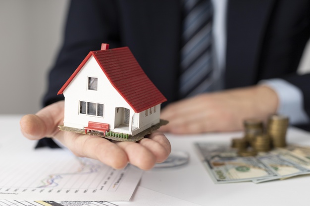https://www.freepik.com/free-photo/house-investments-elements-composition_11620733.htm