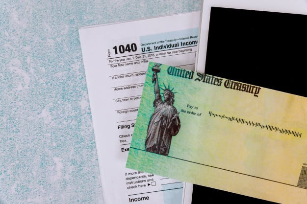 https://www.freepik.com/premium-photo/preparation-application-form-1040-u-s-individual-income-tax-return-digital-tablet-notepad-stimulus-economic-tax-return-check_8090390.htm#page=1&query=irs+check&position=29