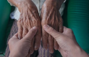 Natural Remedies For Arthritis To Try At Home https://www.freepik.com/free-photo/young-woman-holding-elderly-woman-s-hand_4835332.htm#page=1&query=arthritis&position=6