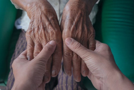 https://www.freepik.com/free-photo/young-woman-holding-elderly-woman-s-hand_4835332.htm#page=1&query=arthritis&position=6