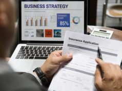 https://www.freepik.com/free-photo/business-man-insurance-application-form-concept_2458067.htm#page=1&query=business%20insurance&position=17