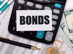 https://www.freepik.com/premium-photo/desktop-are-reports-pen-cash-calculator-card-with-text-bonds_13979949.htm#page=2&query=bond+market&position=26