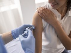 https://www.freepik.com/free-photo/doctor-vaccinating-patient-clinic_12892257.htm#page=1&query=covid%20vaccine&position=2