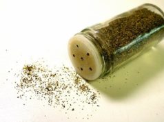 https://pixabay.com/photos/pepper-spice-food-cooking-2613528/