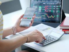 https://www.freepik.com/premium-photo/businesswoman-with-smartphone-calculator-laptop-calculates-exchange-changes-stock-market_16183639.htm?query=trade%20stock