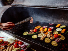 https://www.freepik.com/free-photo/man-fries-grilled-vegetables-with-sausages_7802131.htm#page=2&query=grilling%20vegetables&position=7