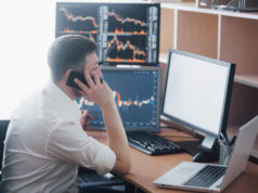 https://www.freepik.com/free-photo/shoulder-view-stock-broker-trading-online-while-accepting-orders-by-phone-multiple-computer-screens-ful-charts-data-analyses-background_9277176.htm#page=5&query=stock%20trading&position=19