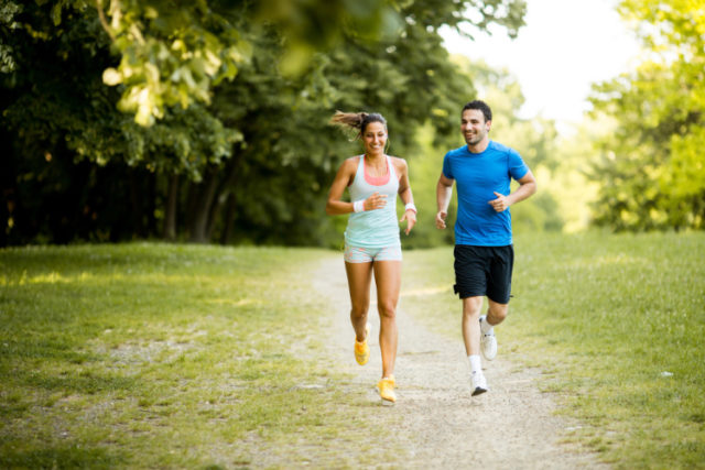 young-couple-running https://www.freepik.com/premium-photo/young-couple-running_2677123.htm#page=1&query=woman%20jogging&position=18